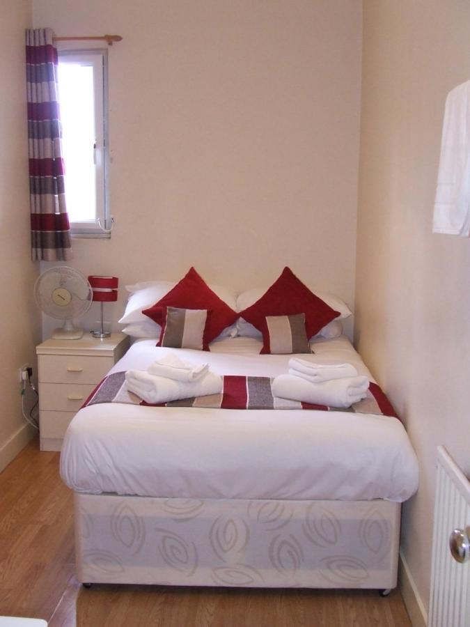 Alexandra Guest House Hemel Hempstead Exterior foto